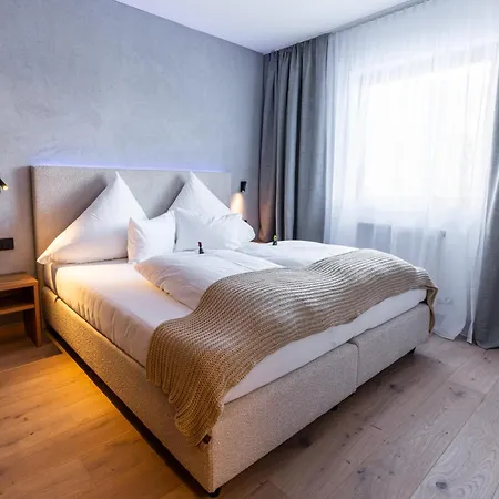Quality Hosts Arlberg - Afoch Fei - * Sankt Anton am Arlberg