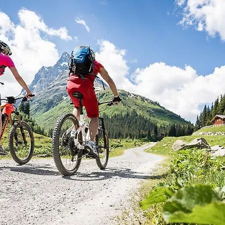 Hüttl Frühstückspension